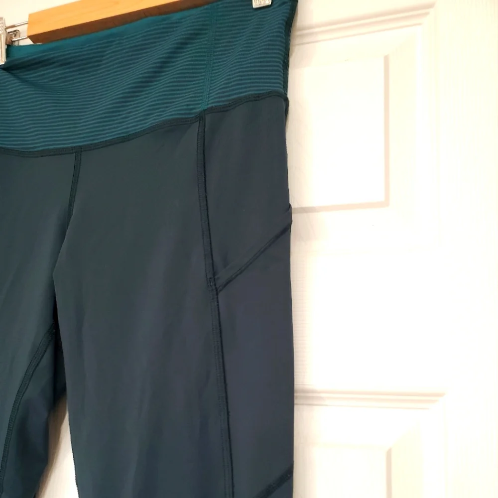 Lululemon Rebel Runner Crop Dark Fuel  Forage Teal Size:6